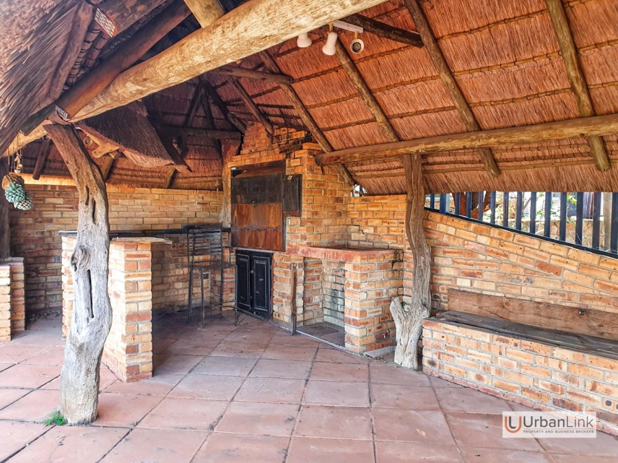 5 Bedroom Property for Sale in Cashan North West